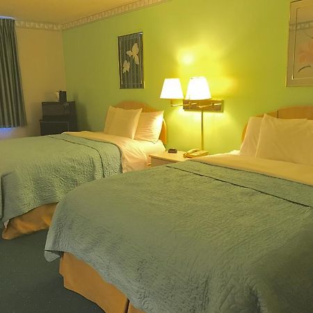 Americas Best Value Inn & Suites - Bluffton Экстерьер фото