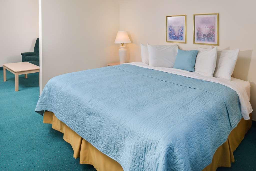 Americas Best Value Inn & Suites - Bluffton Номер фото