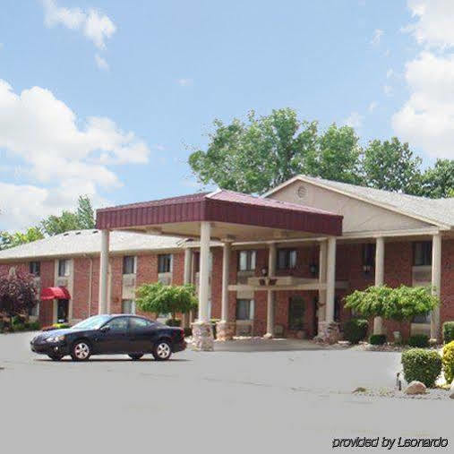 Americas Best Value Inn & Suites - Bluffton Экстерьер фото