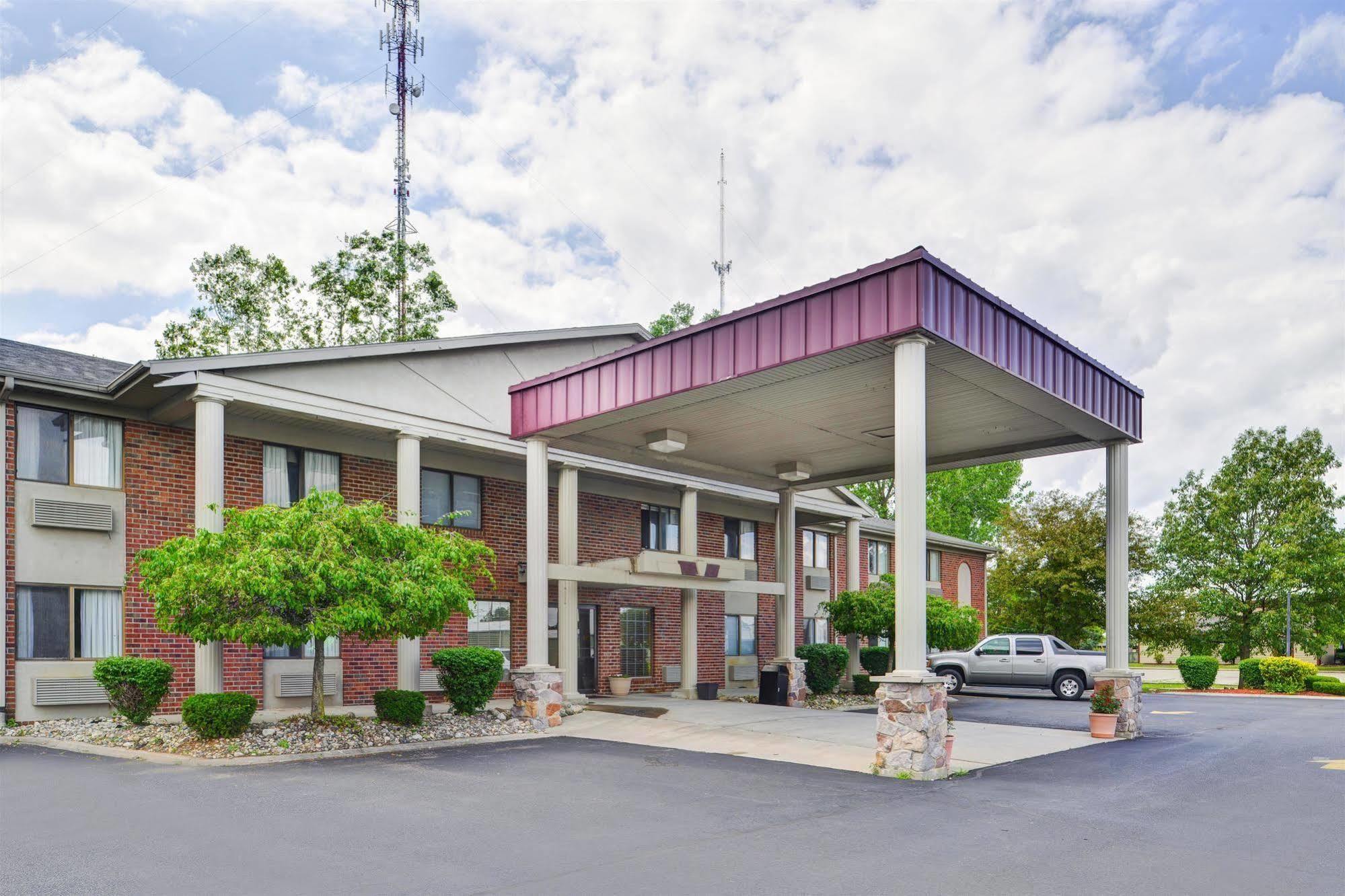 Americas Best Value Inn & Suites - Bluffton Экстерьер фото